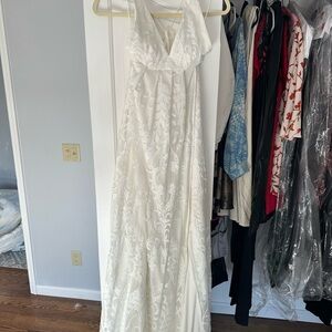 Hello Molly lace white maxi